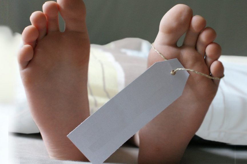 Morgue-feet-toe-dead-death-body-1-864x576