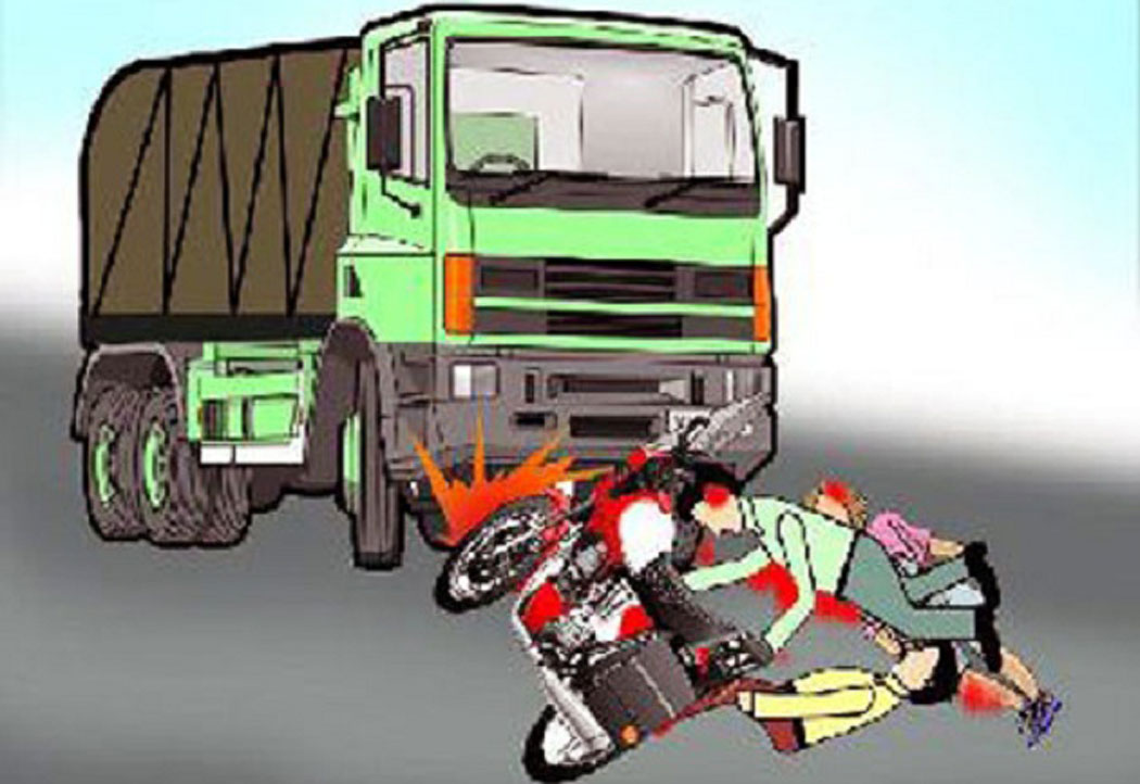 truck-accident-bike (2)